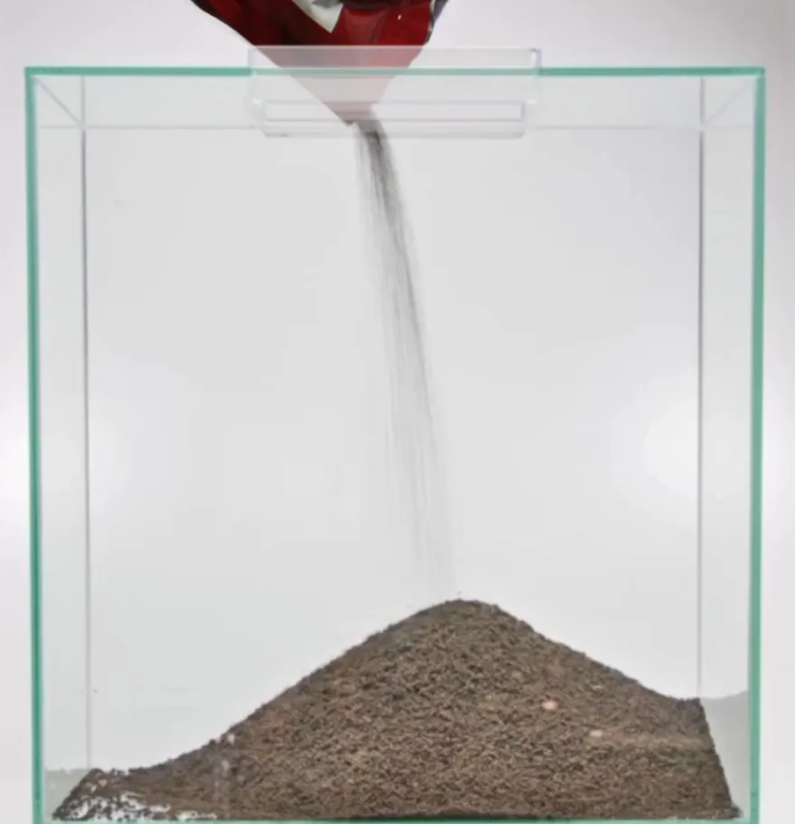 Fluval Stratum f. Pflanzen und Garnelen 2 kg
